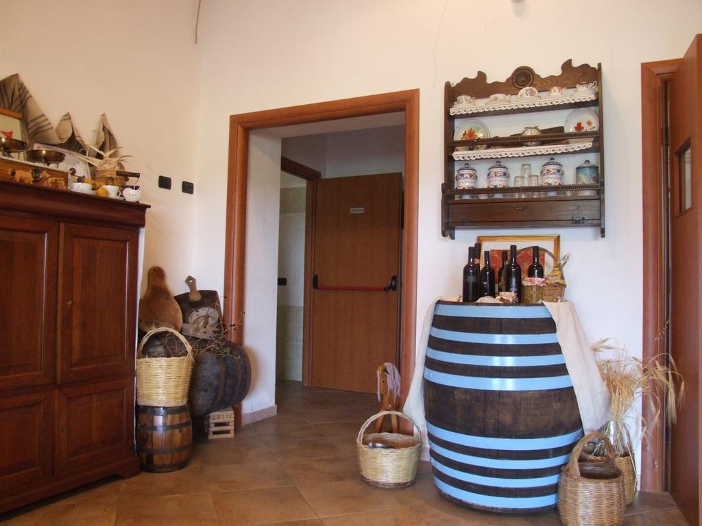 Agriturismo Locoe Oliena Dış mekan fotoğraf