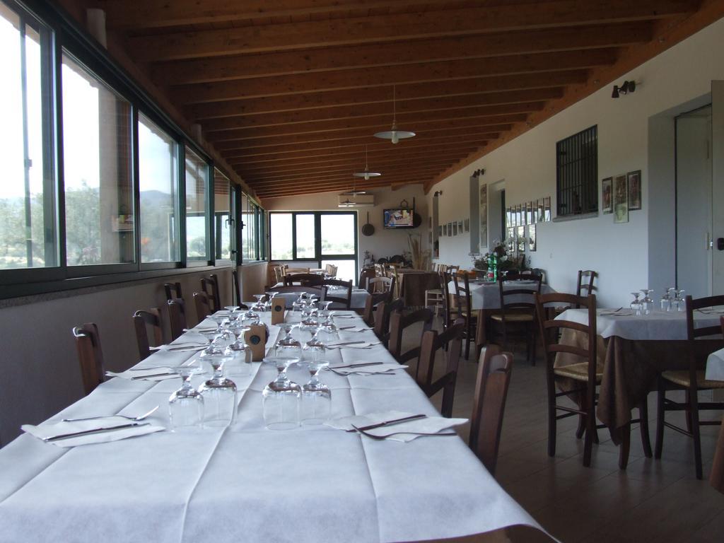 Agriturismo Locoe Oliena Dış mekan fotoğraf