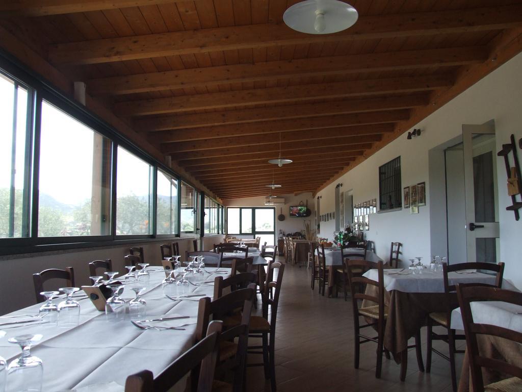 Agriturismo Locoe Oliena Dış mekan fotoğraf