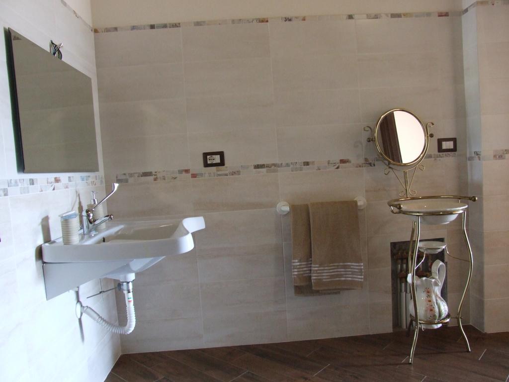 Agriturismo Locoe Oliena Dış mekan fotoğraf